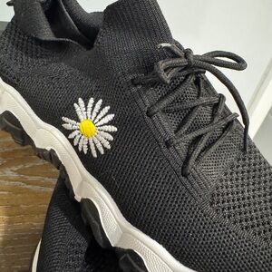 Black Sneakers with Daisy Embroidery
